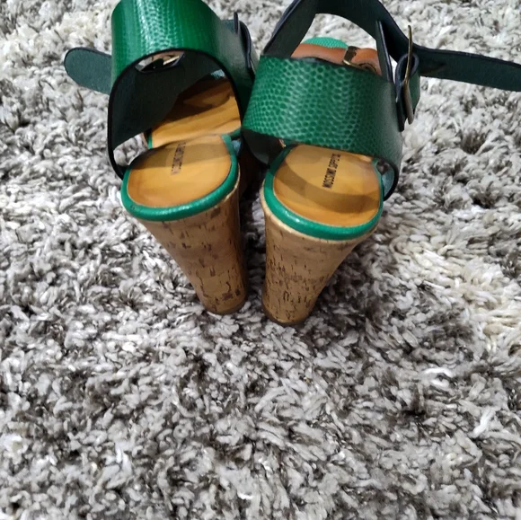 Stylish Green and Brown Wedge Sandals - Picture 3 of 4